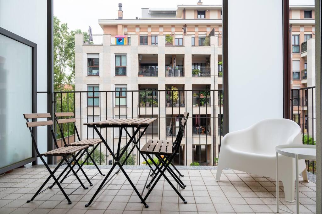 Luminoso Trilocale Affori Centro Apartamento Milão Exterior foto